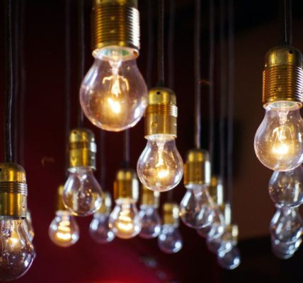 korzystanie z elektryczności